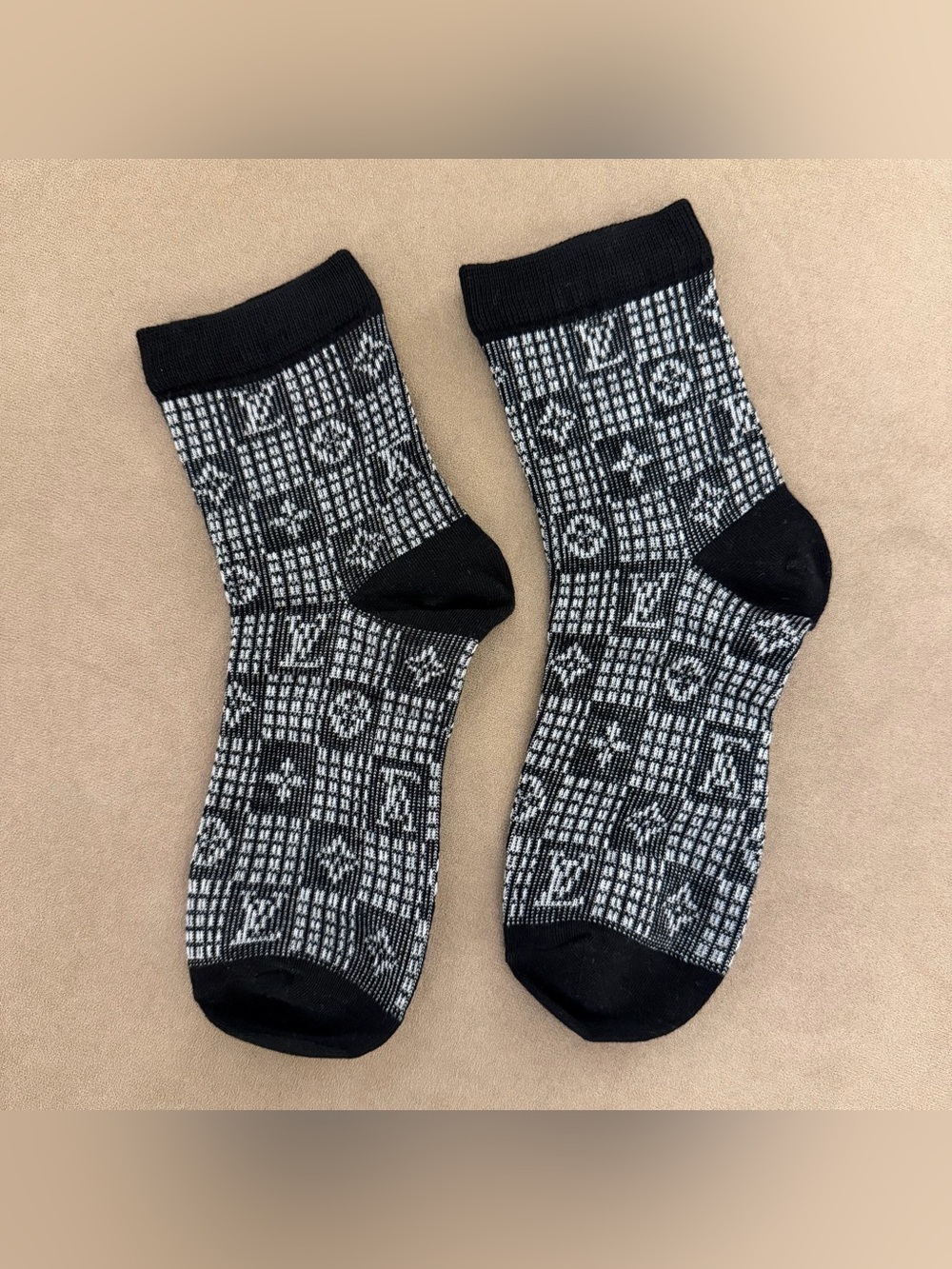Designer Logo Pattern Knit Socks - Noir / Gris Anthracite - Picture 2 of 3